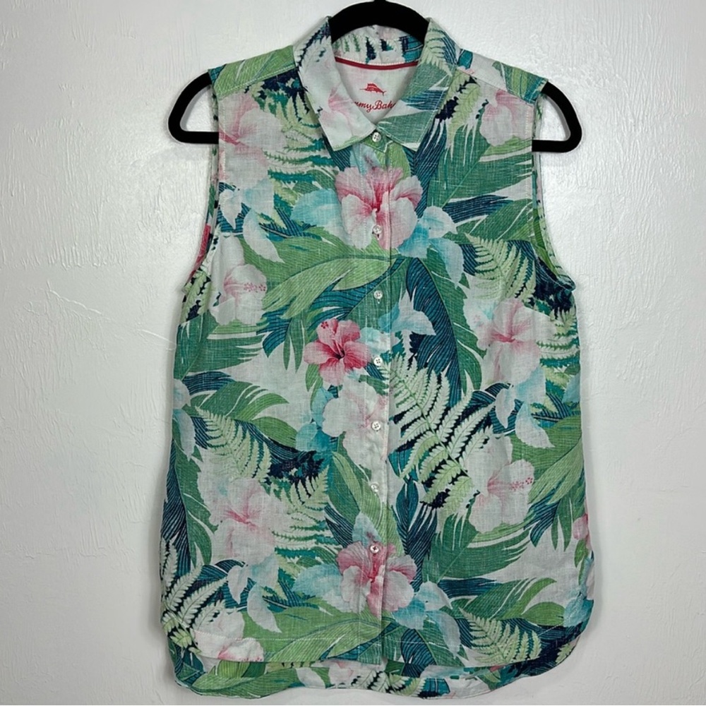 Tommy Bahama Tropical Floral Sleeveless Button-Up Shirt
Hawaiian Print